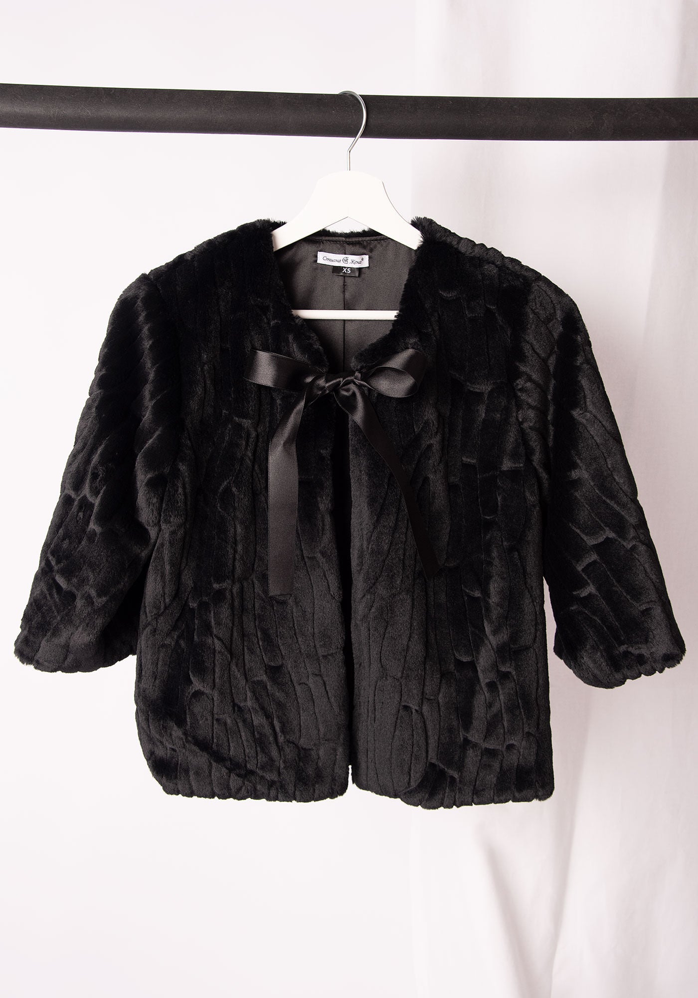Cropped Faux Fur Coat in Black