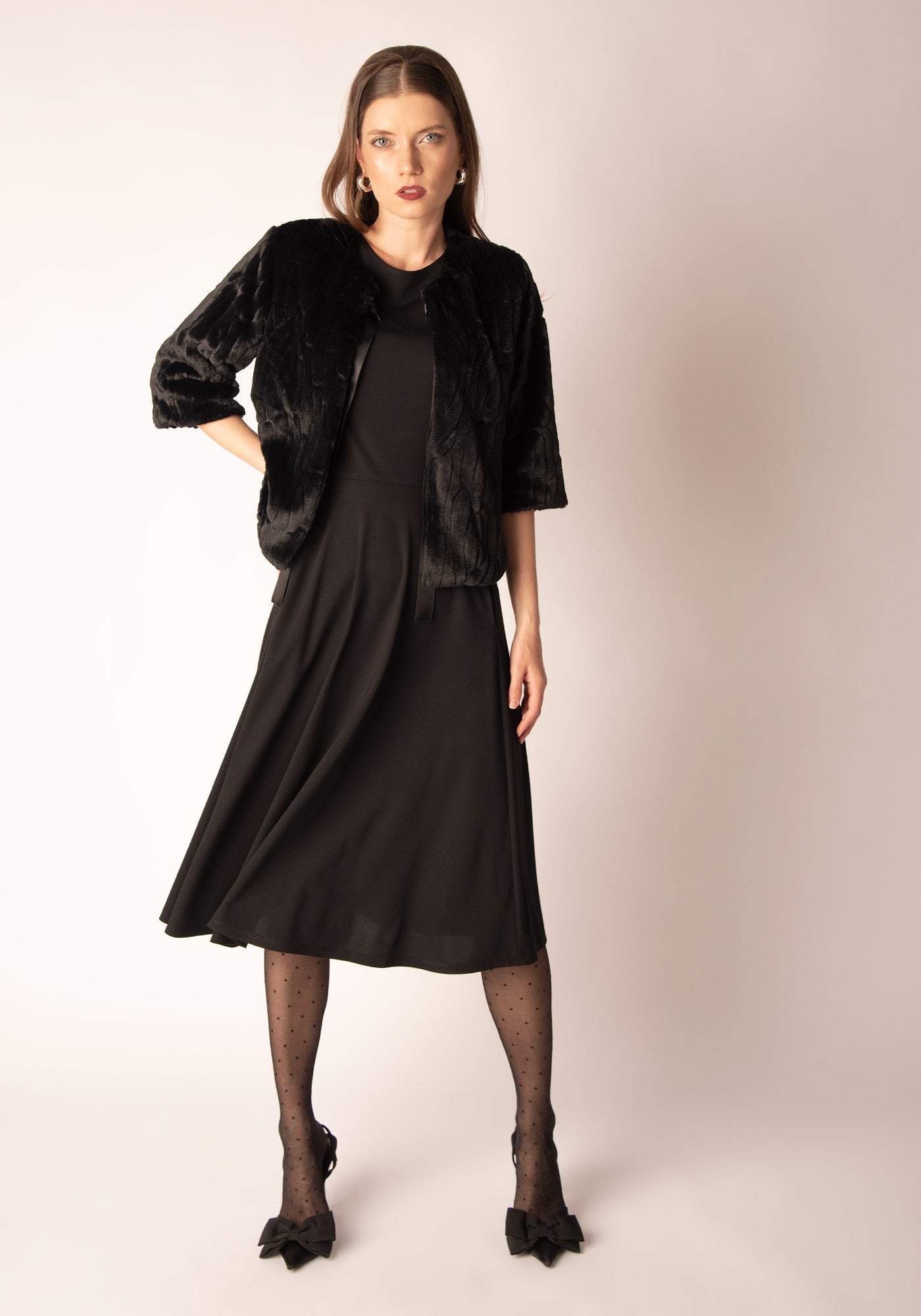 Cropped Faux Fur Coat in Black