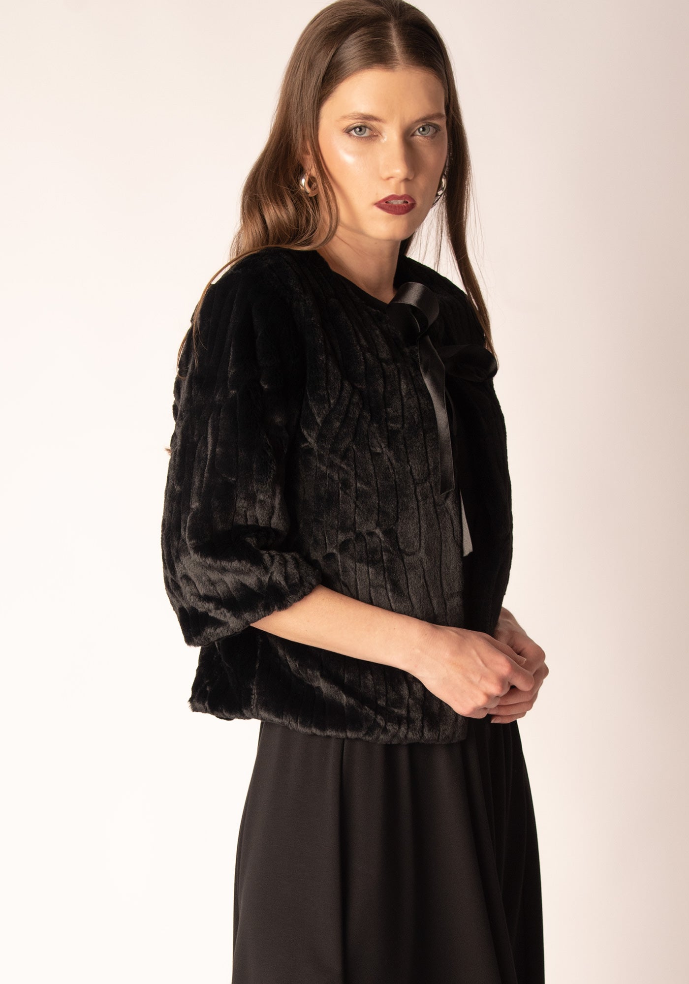 Cropped Faux Fur Coat in Black