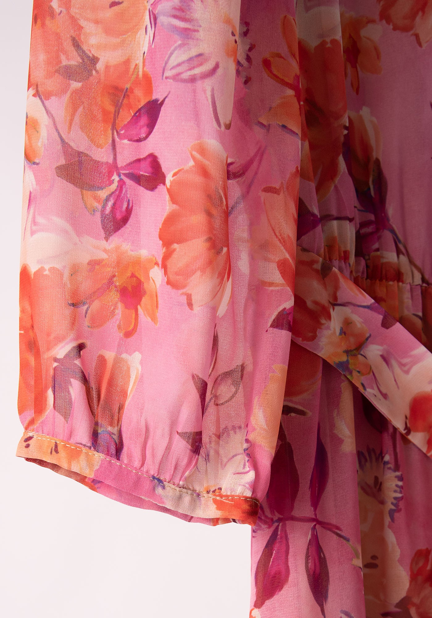 Разкроена Къса Рокля от Шифон в Розово