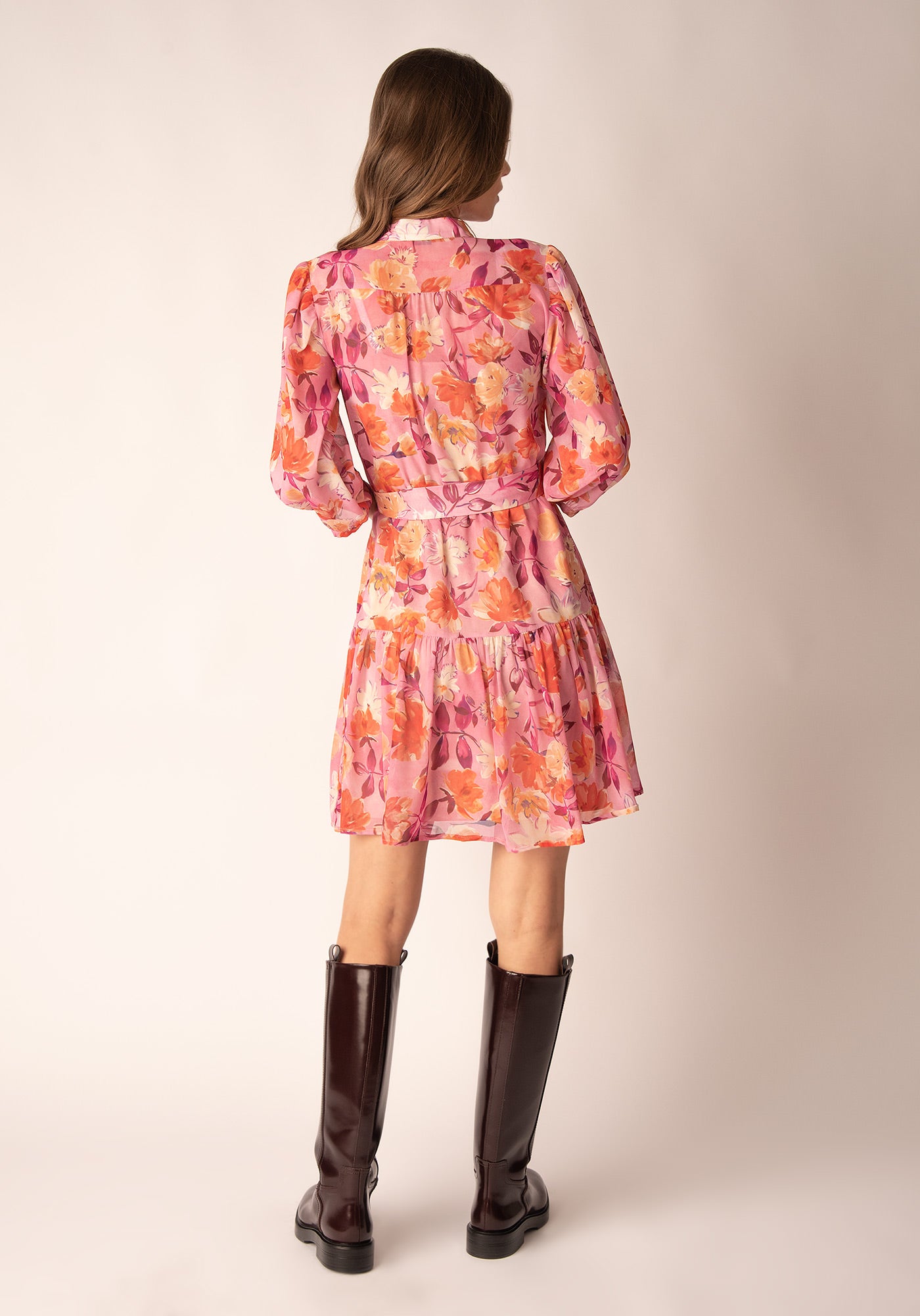 Разкроена Къса Рокля от Шифон в Розово