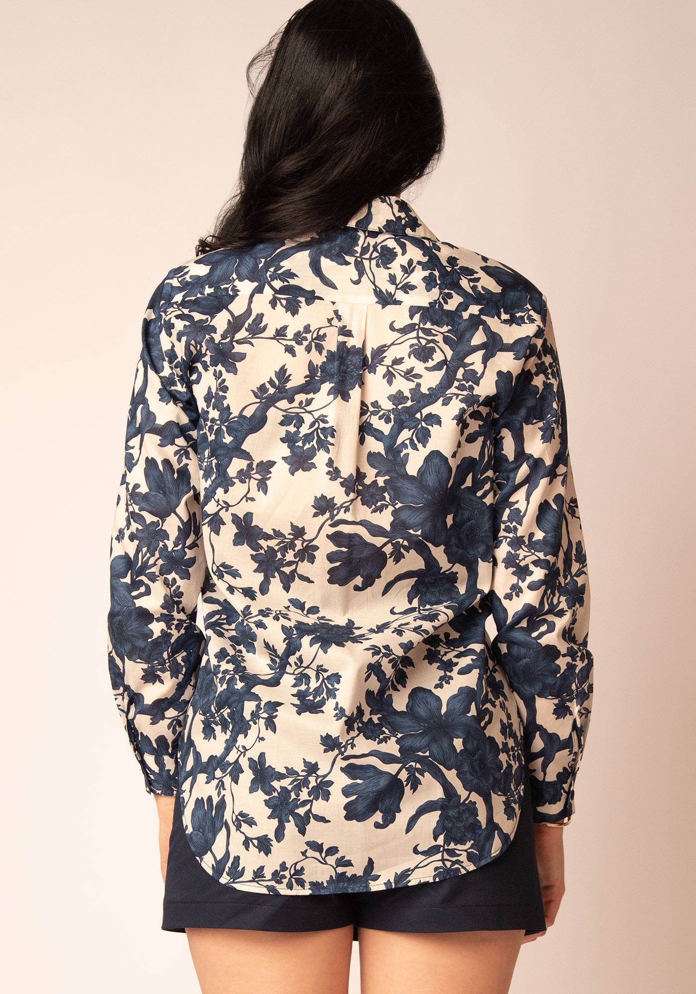 Women's Relaxed fit Shirt in Floral White