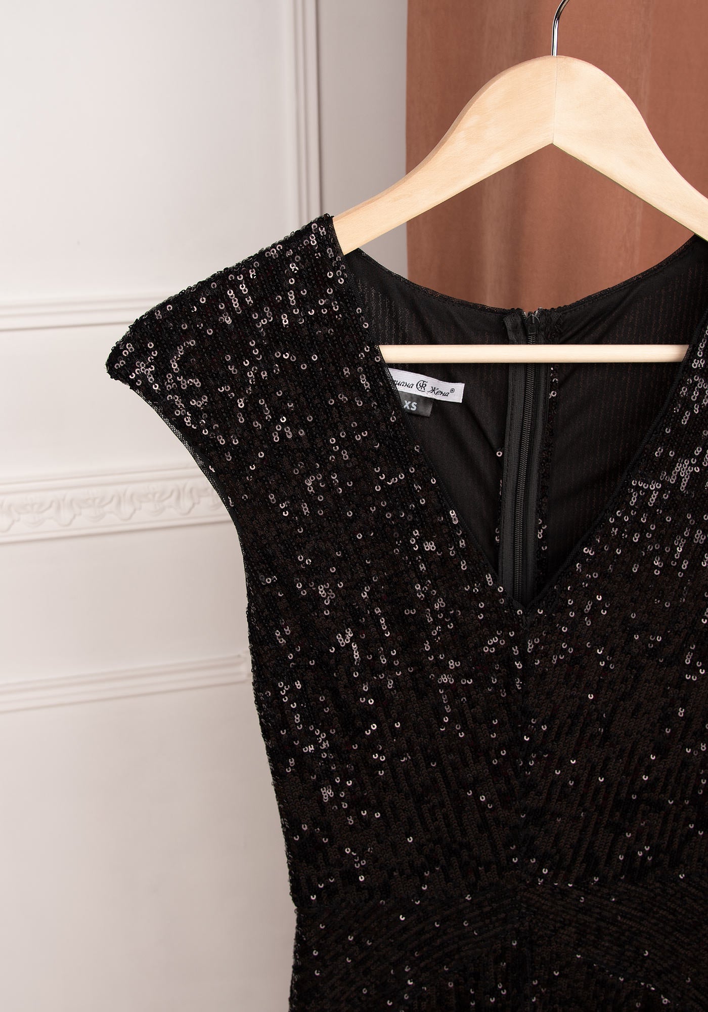 Sequin Embellishment Mermaid Gown in Black