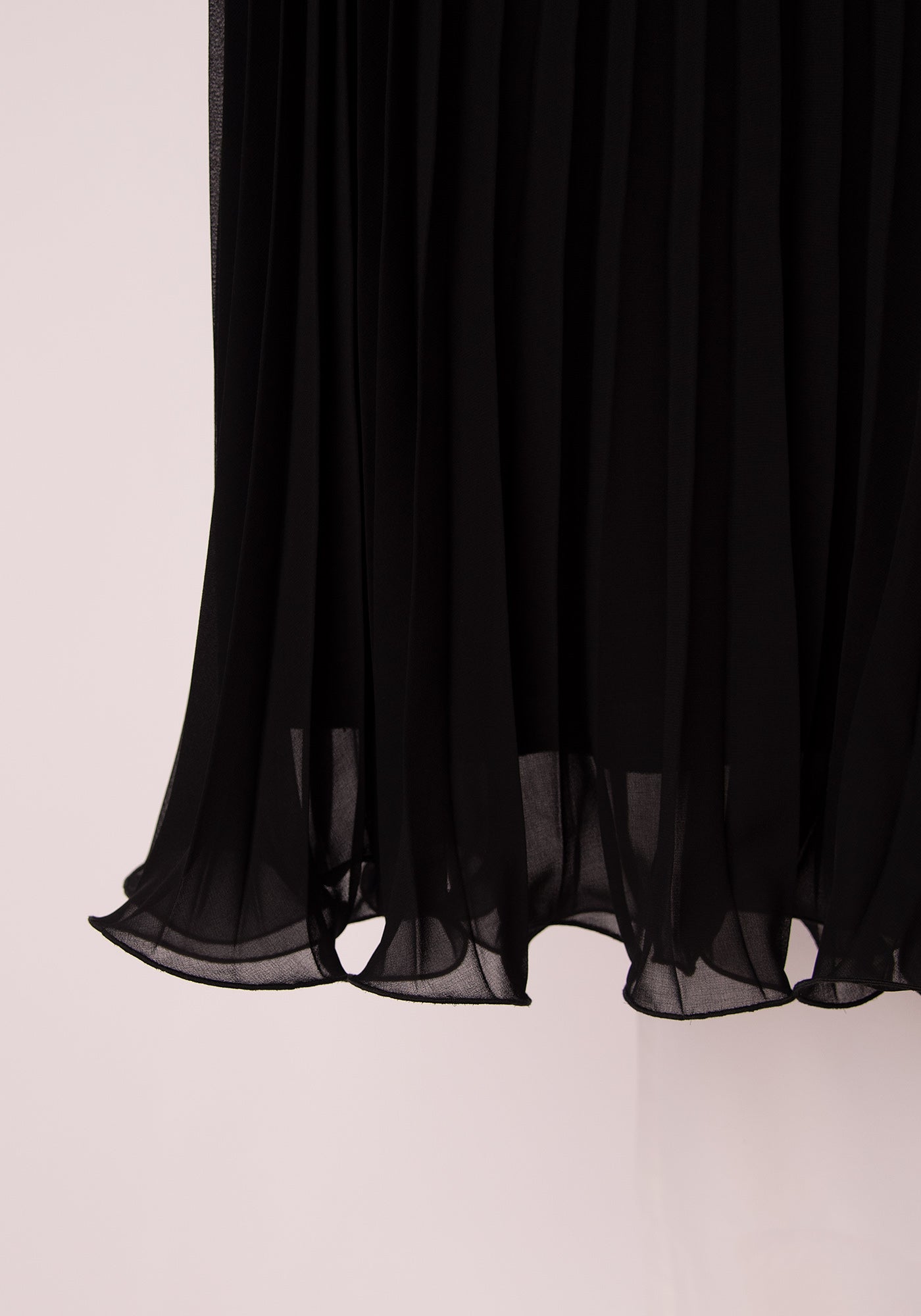 High Waisted Midi Skirt with Soleil pleats in Black