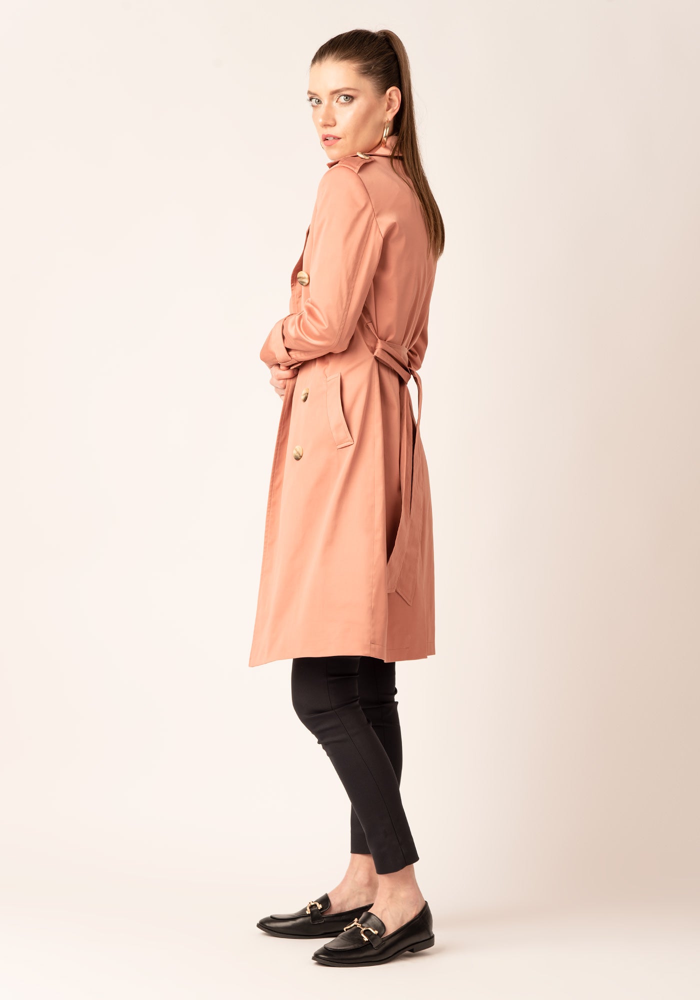 Women's Tailored Double breasted Trench coat in Brick