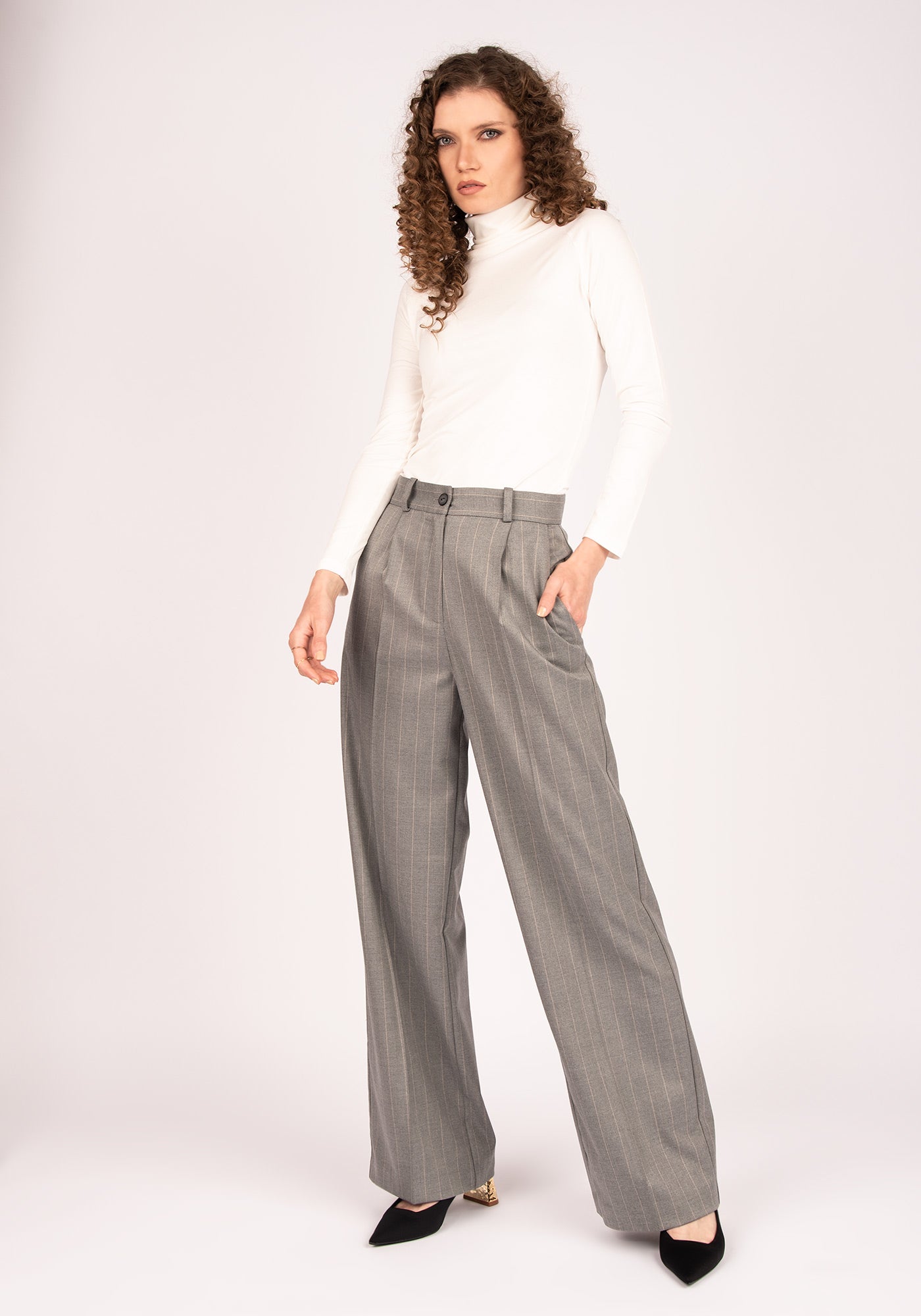 Women's Wide Leg Pleated High Waist Trousers in Pinstripe grey