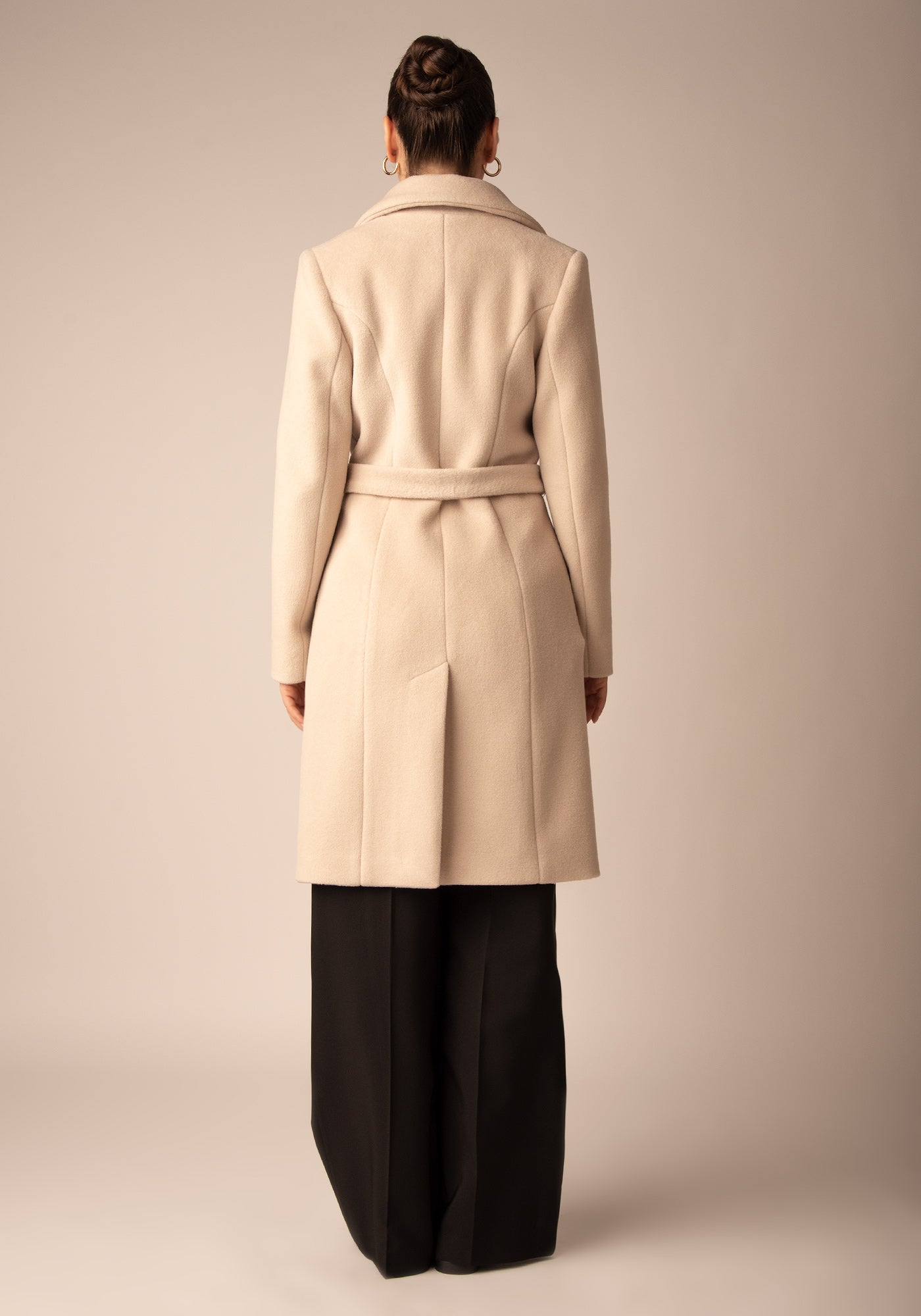 Women's Tailored Wool blend Coat in Beige