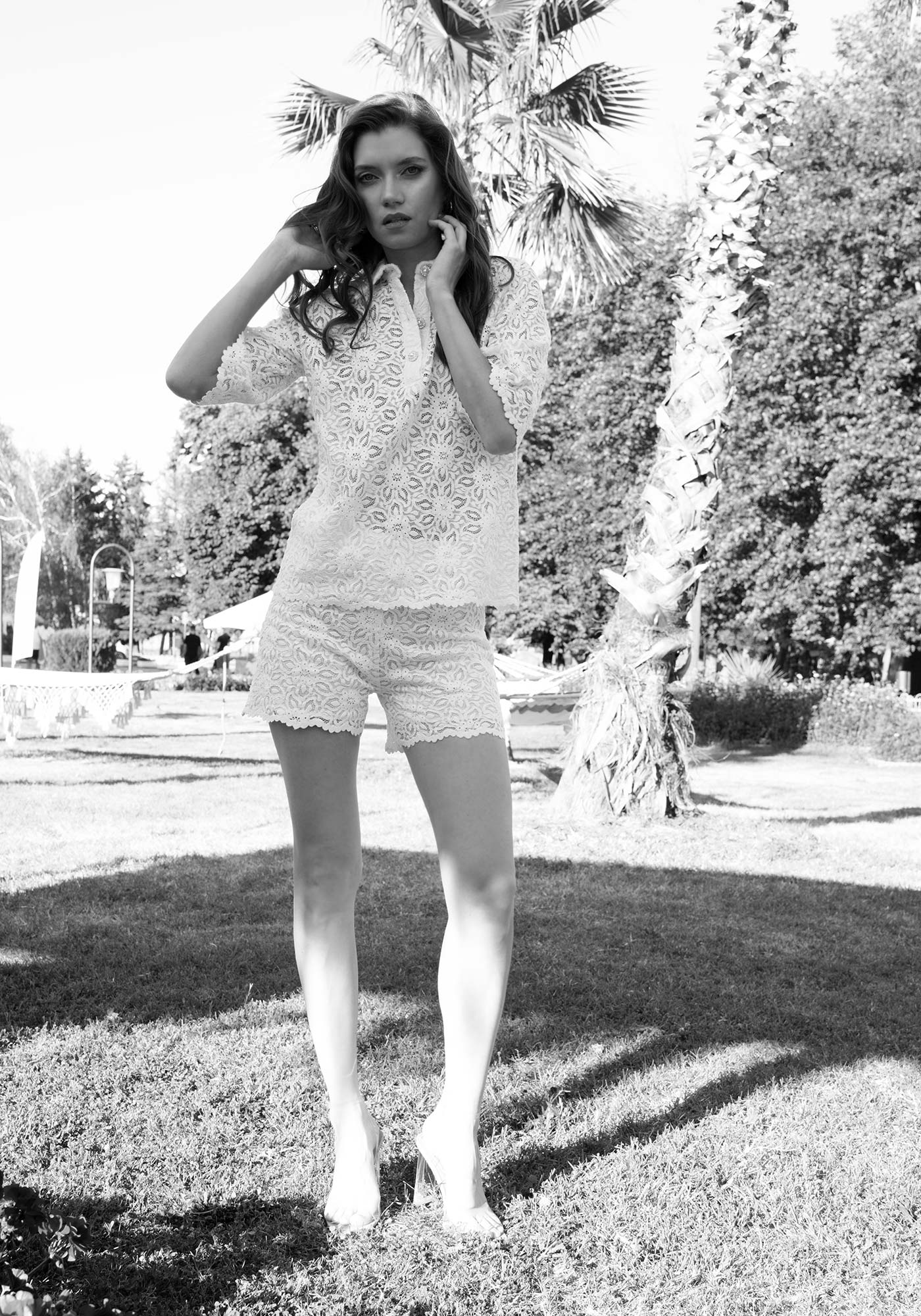 Women's High Waisted Lace Shorts in Ecru