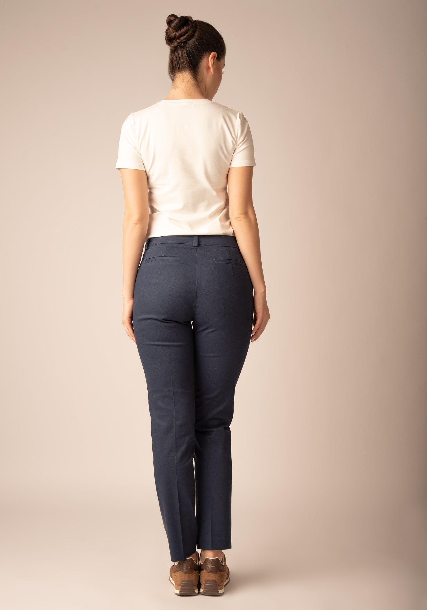 Women's Casual Slim Pant in Navy