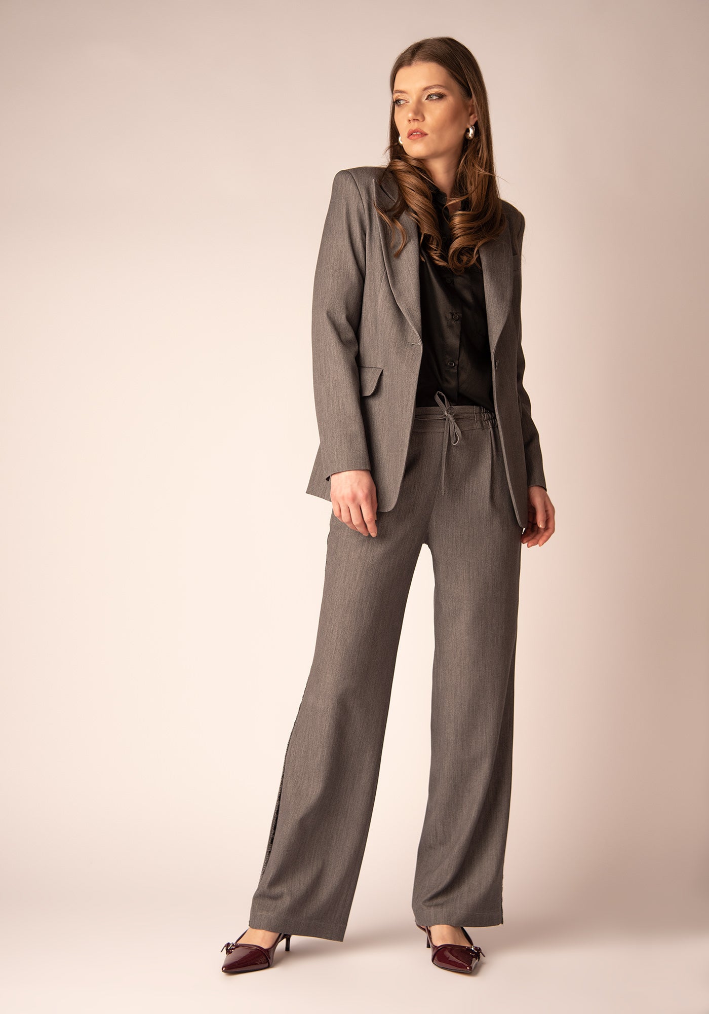 Панталон с Кант от Пайети в Сиво