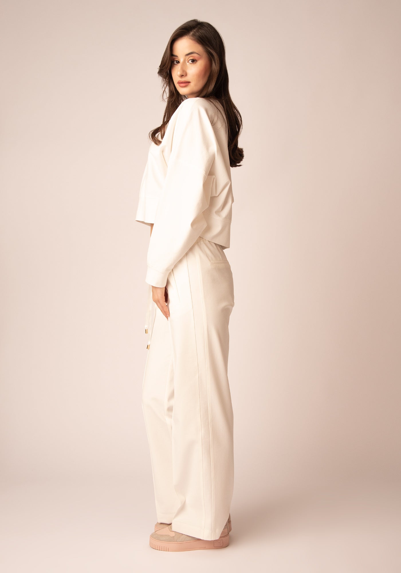 Дамски Athleisure Панталон с Връзки в Екрю