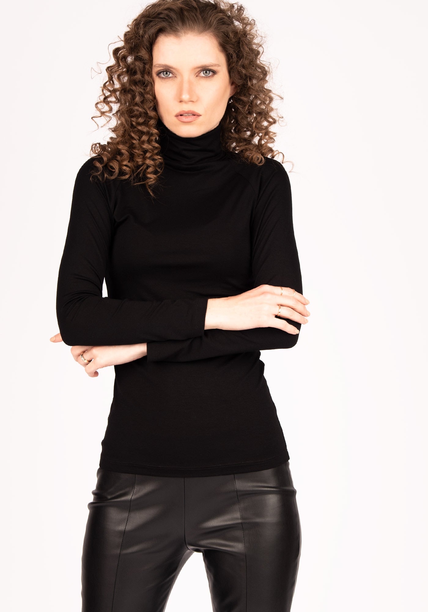 Women's Jersey Long Sleeve Turtleneck Tee in Black
