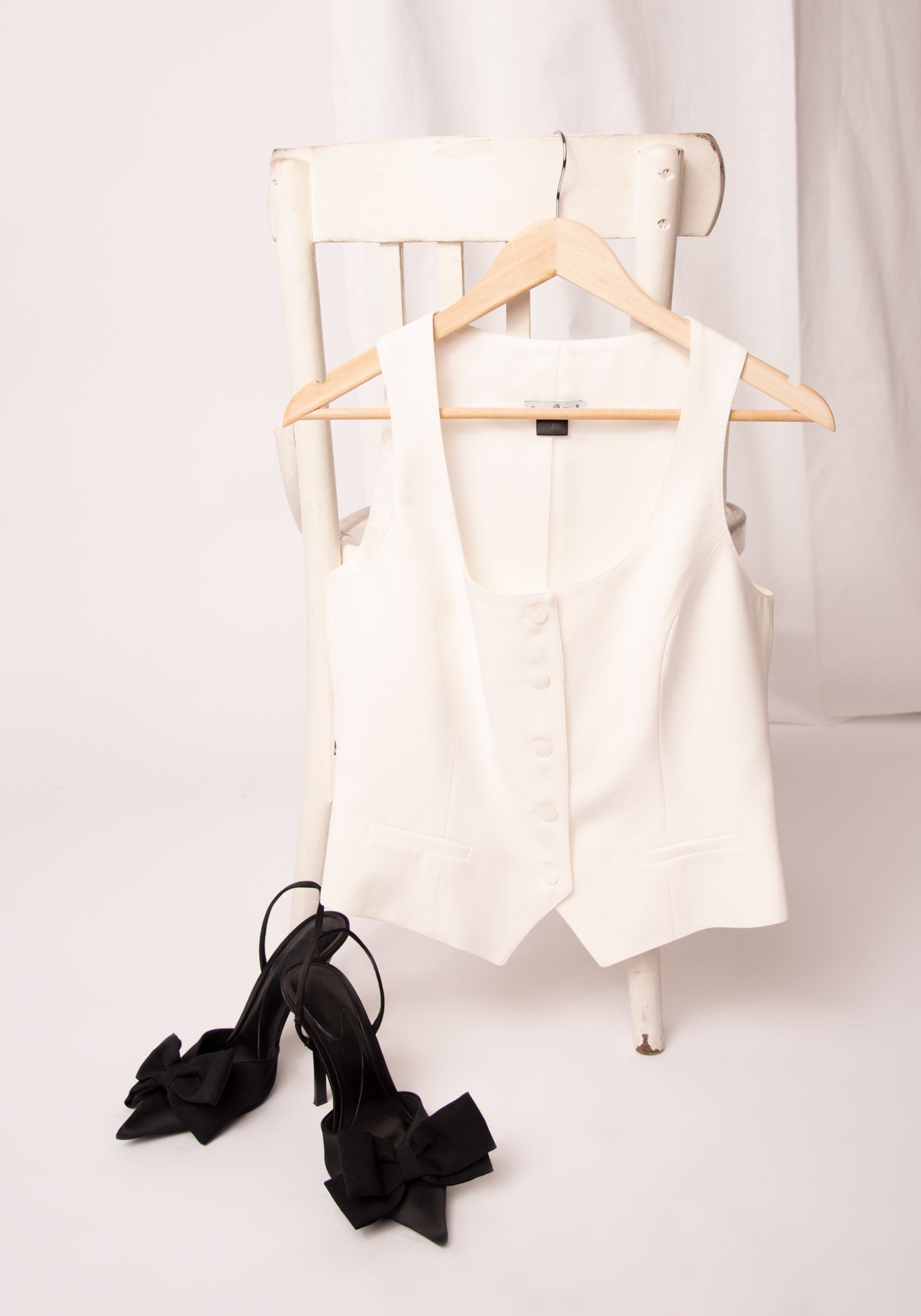 Women's Tailored Button up Waistcoat in Ecru