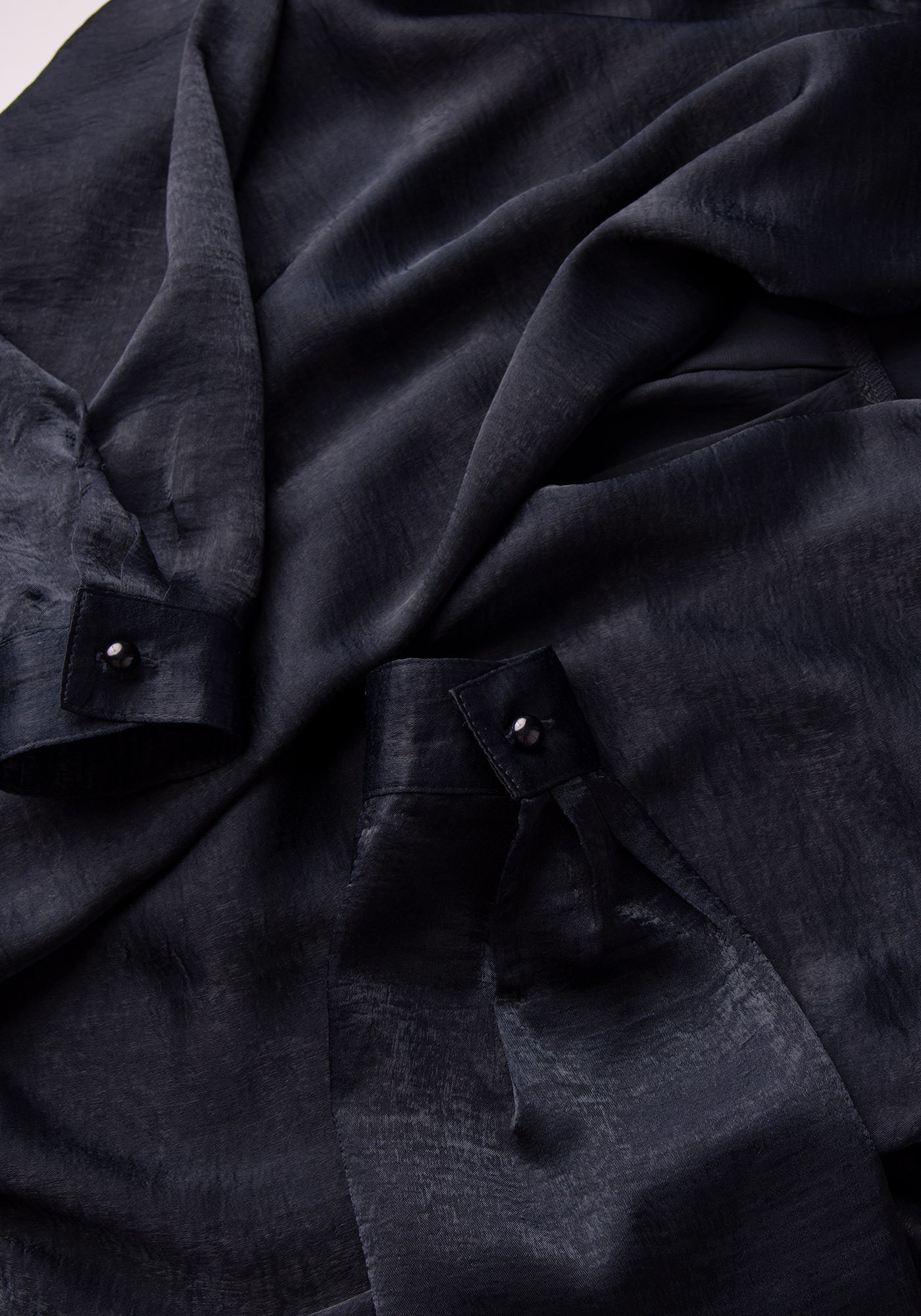 Дамска Риза - Боди Прегърни ме от Сатен в Тъмносиньо