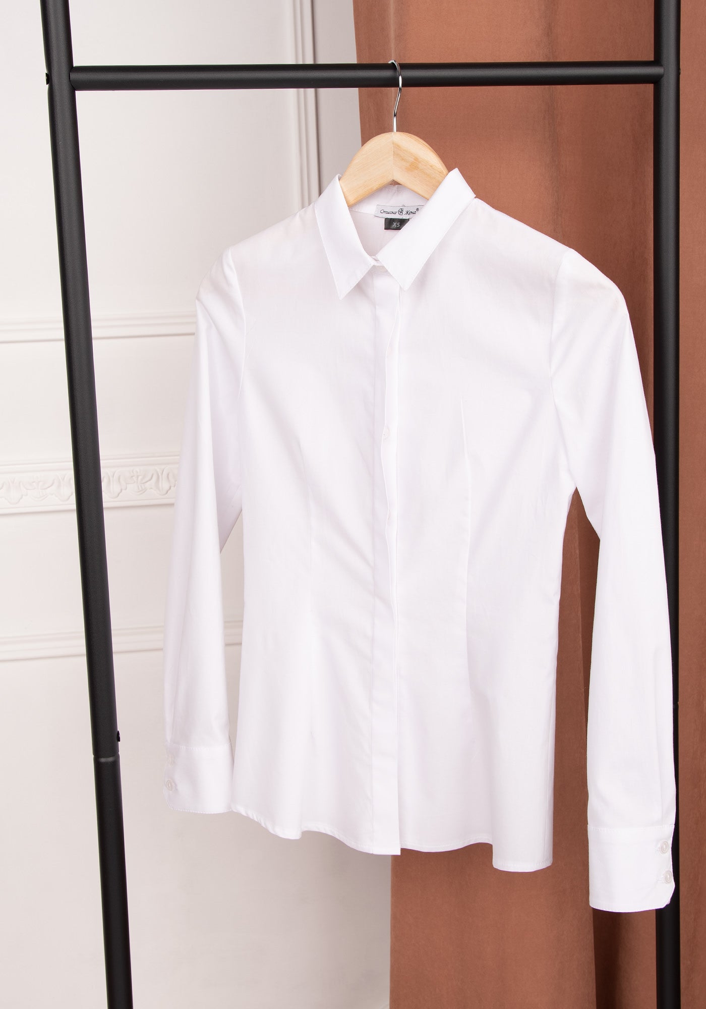 Women's Tailored Cotton Poplin Button up Shirt in White