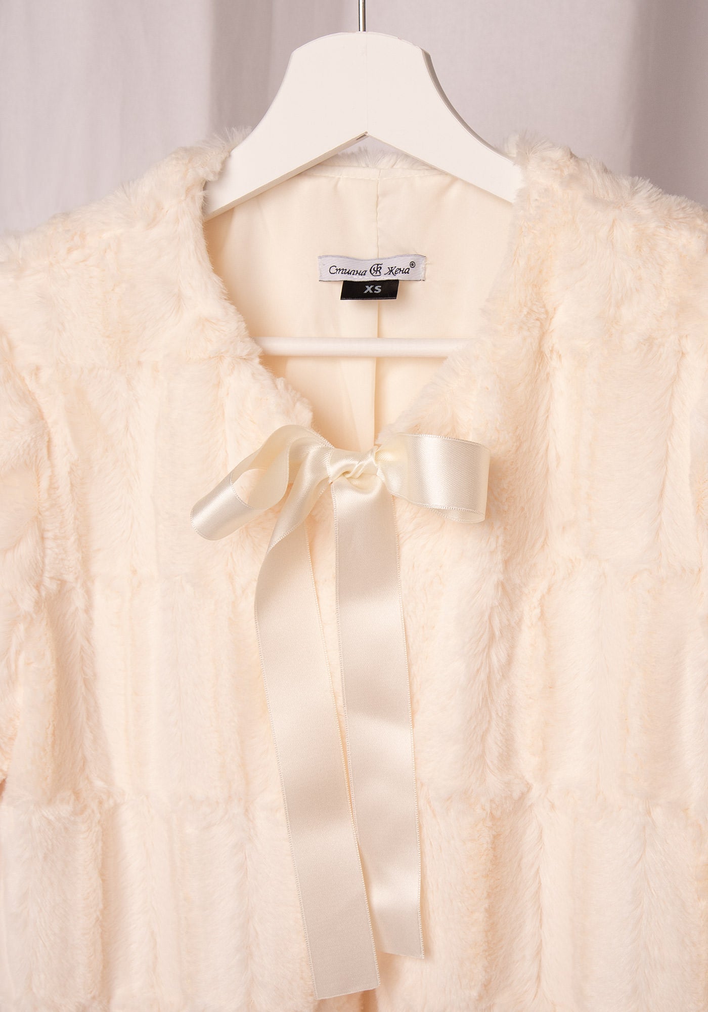 Cropped Faux Fur Coat in Ecru