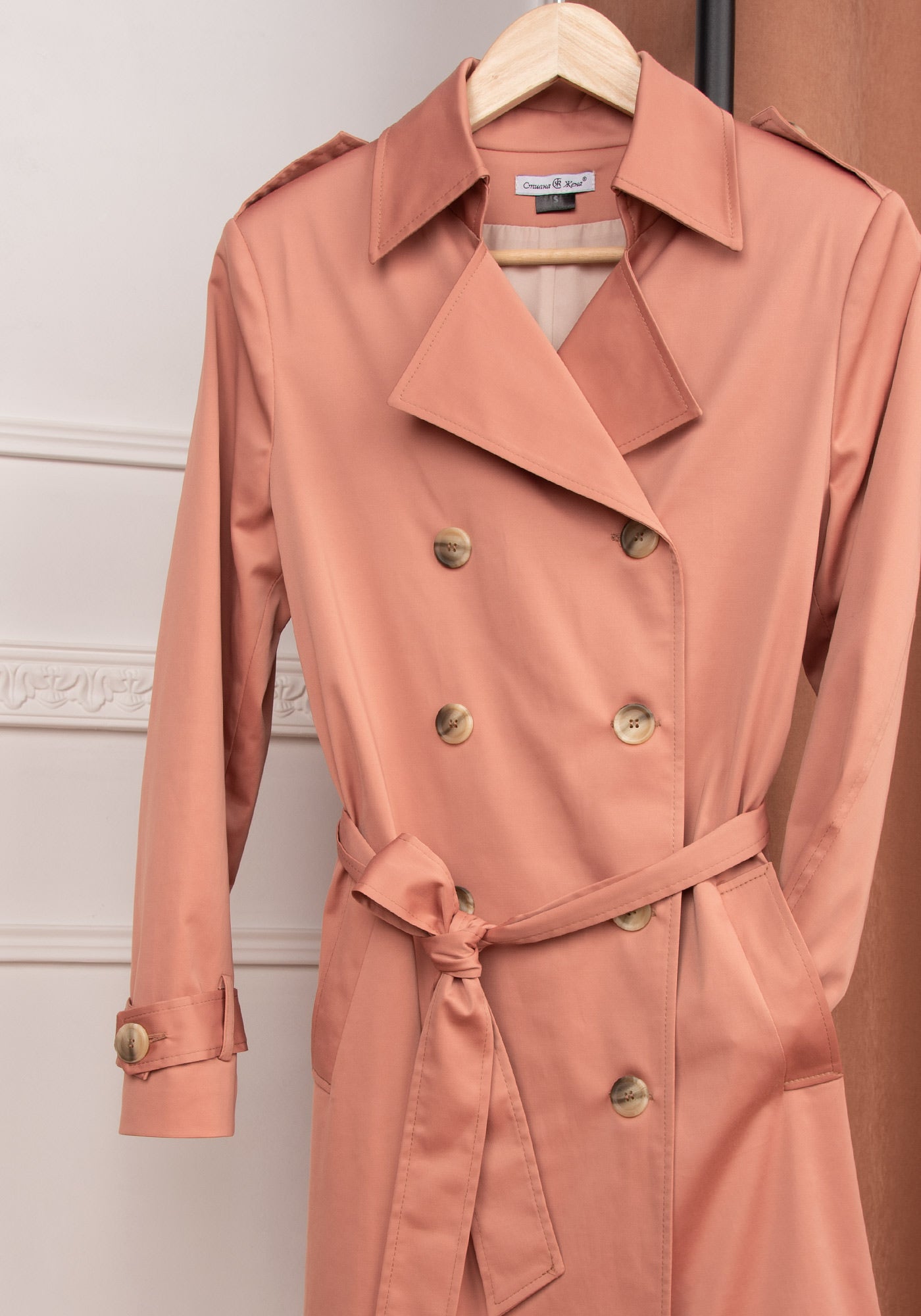 Women's Tailored Double breasted Trench coat in Brick