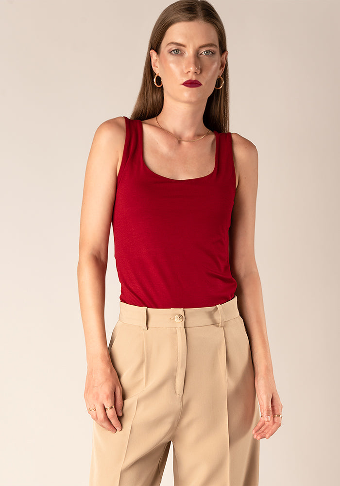 Women's Tailored Jersey Tank Top in Red