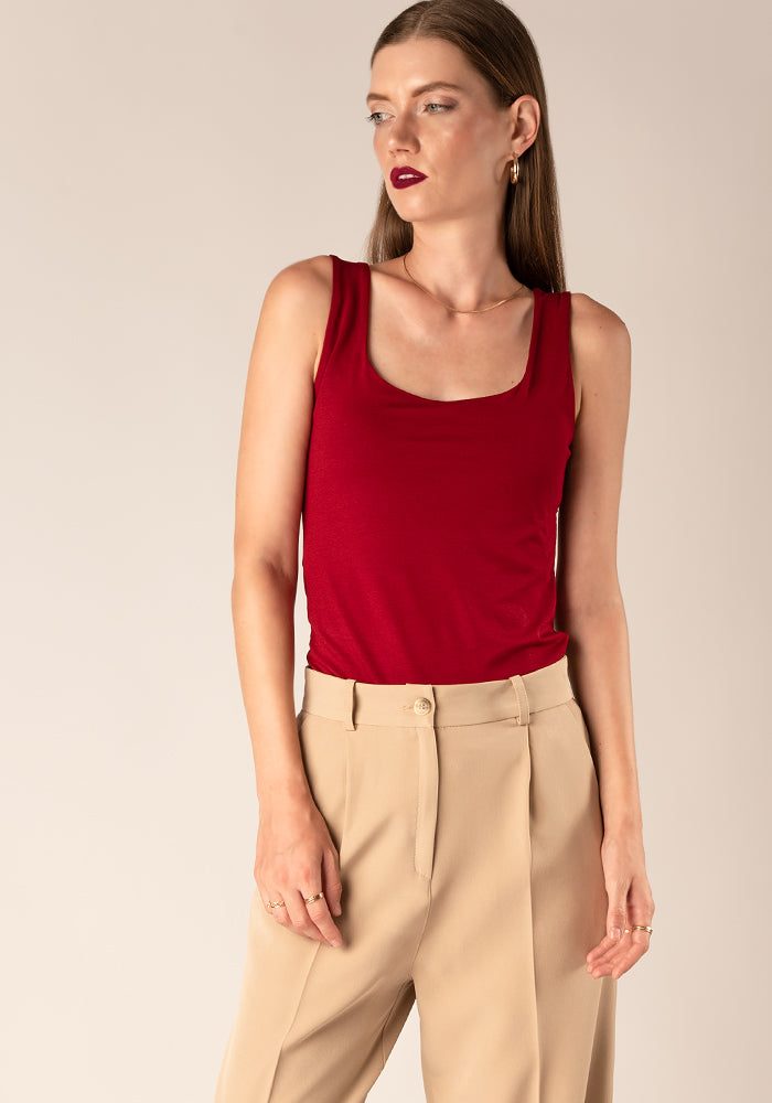 Women's Tailored Jersey Tank Top in Red