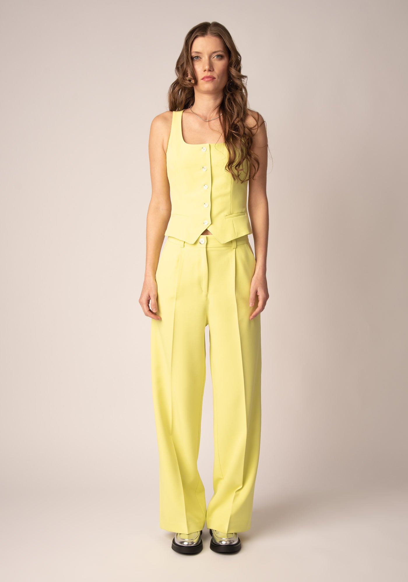 Women's Wide Leg Pleated High Waist Trousers in Lime