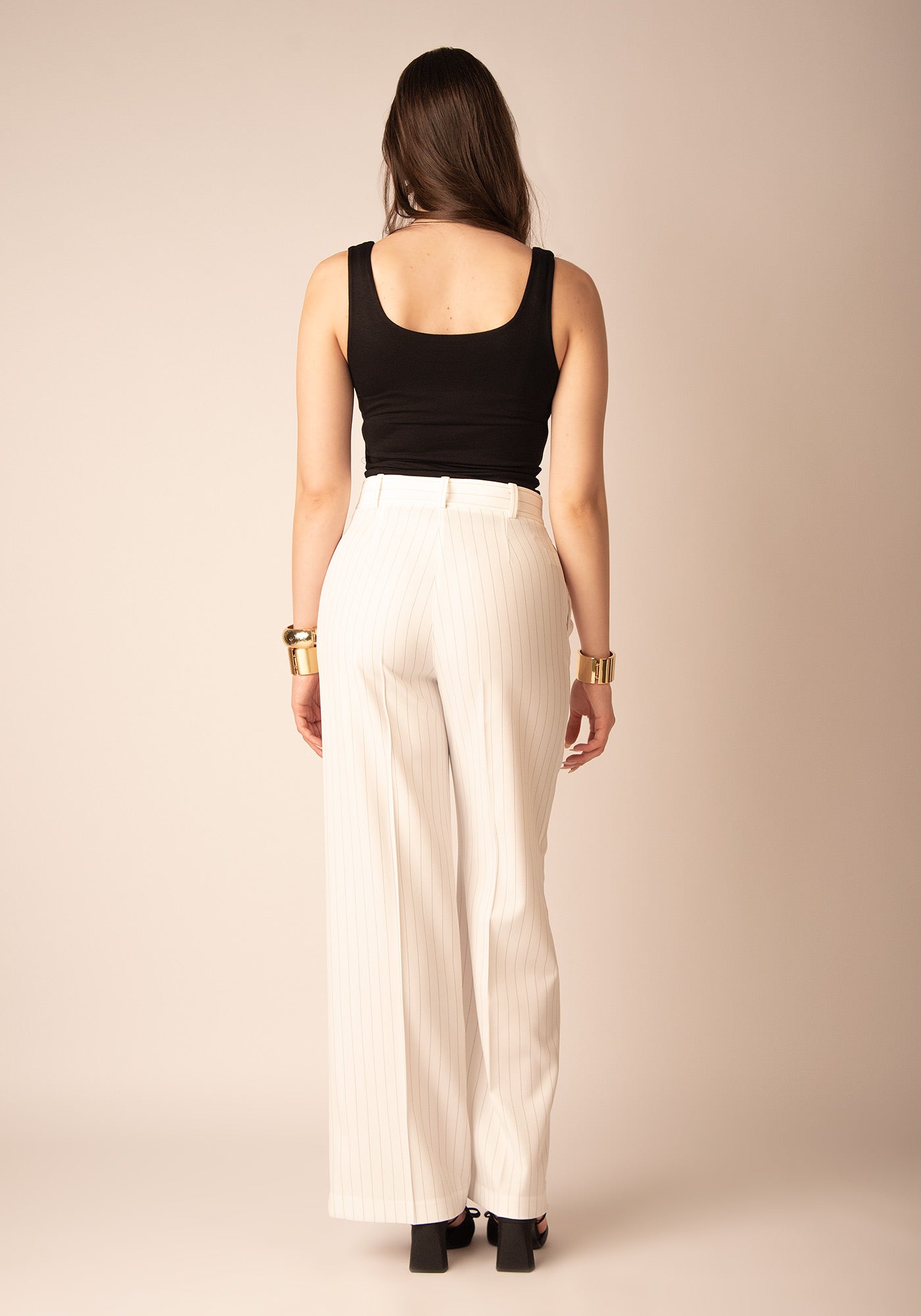 Women's Wide Leg Pleated High Waist Trousers in Pinstripe ecru