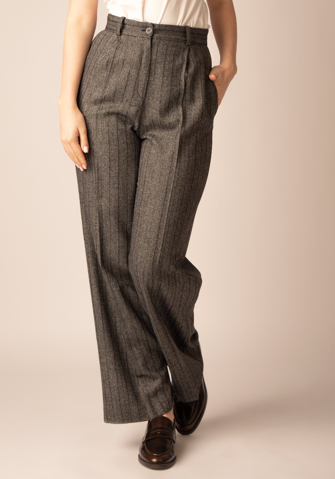 Широк Панталон от Вълнен Микс в Сива рибена кост