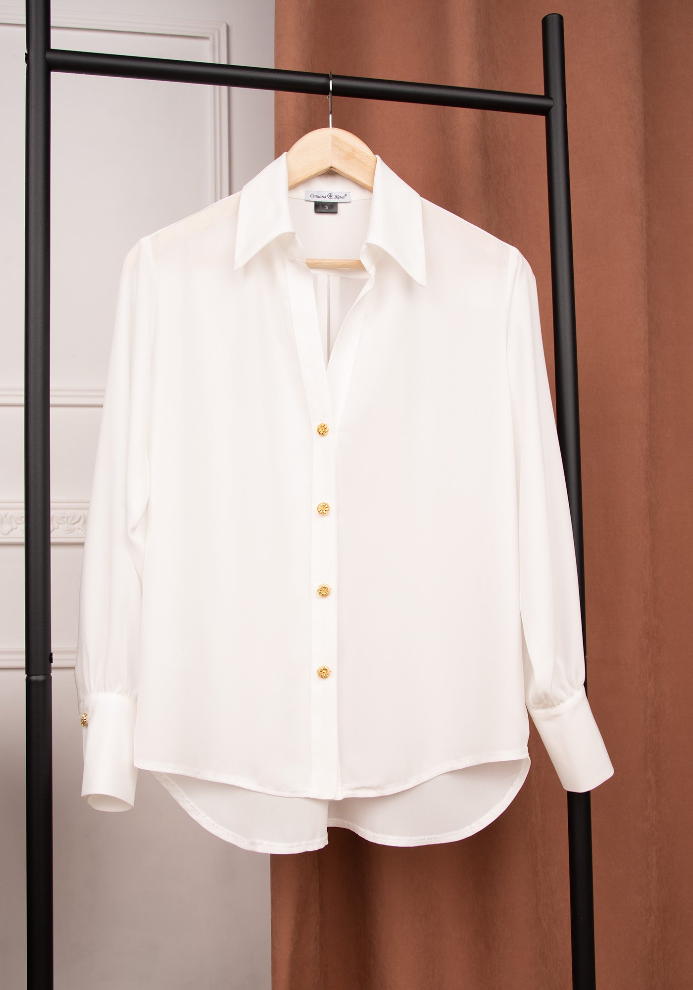 Women's Relaxed Shirt with Gold buttons in Ecru