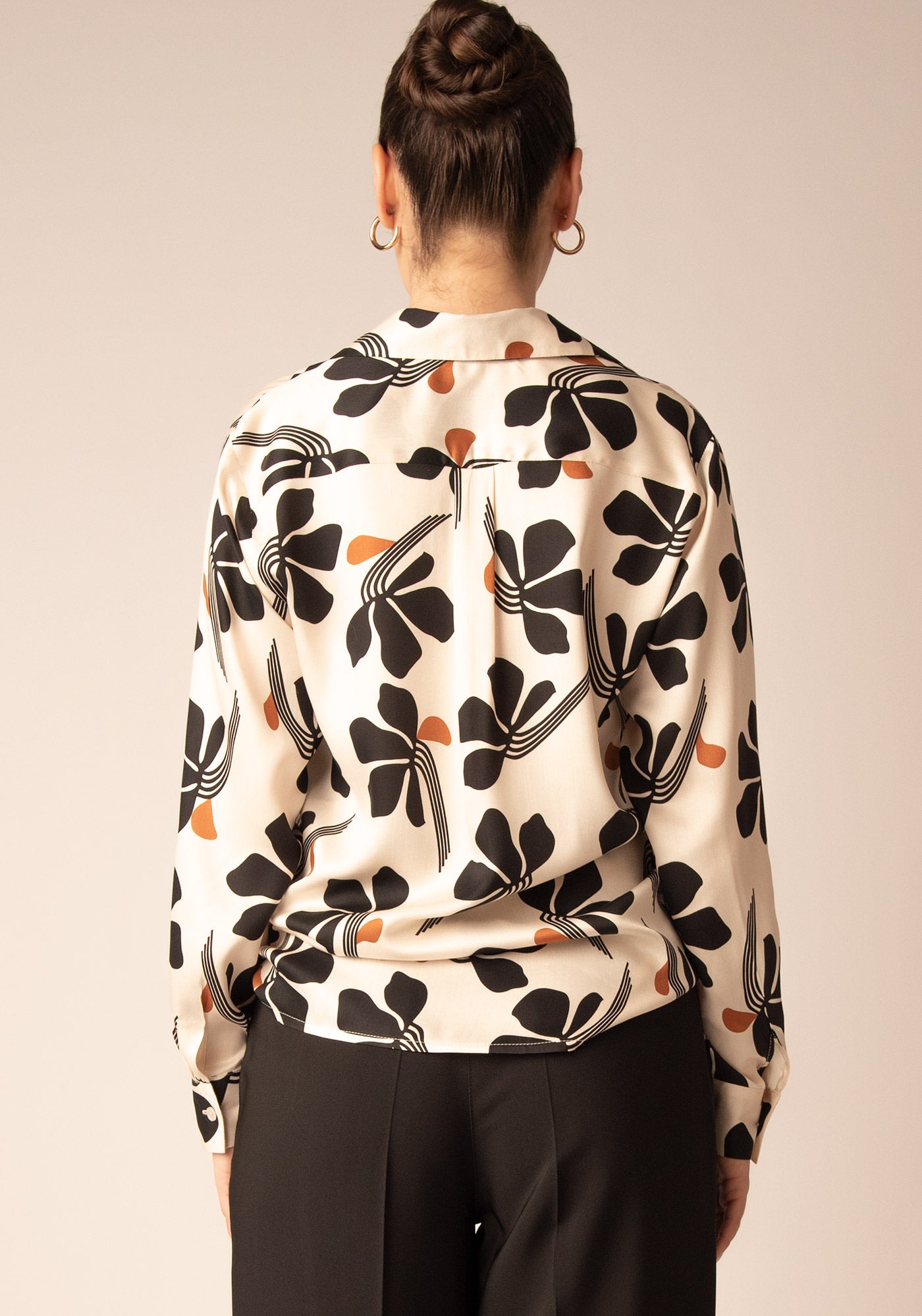 Button up Satin Shirt in Floral beige