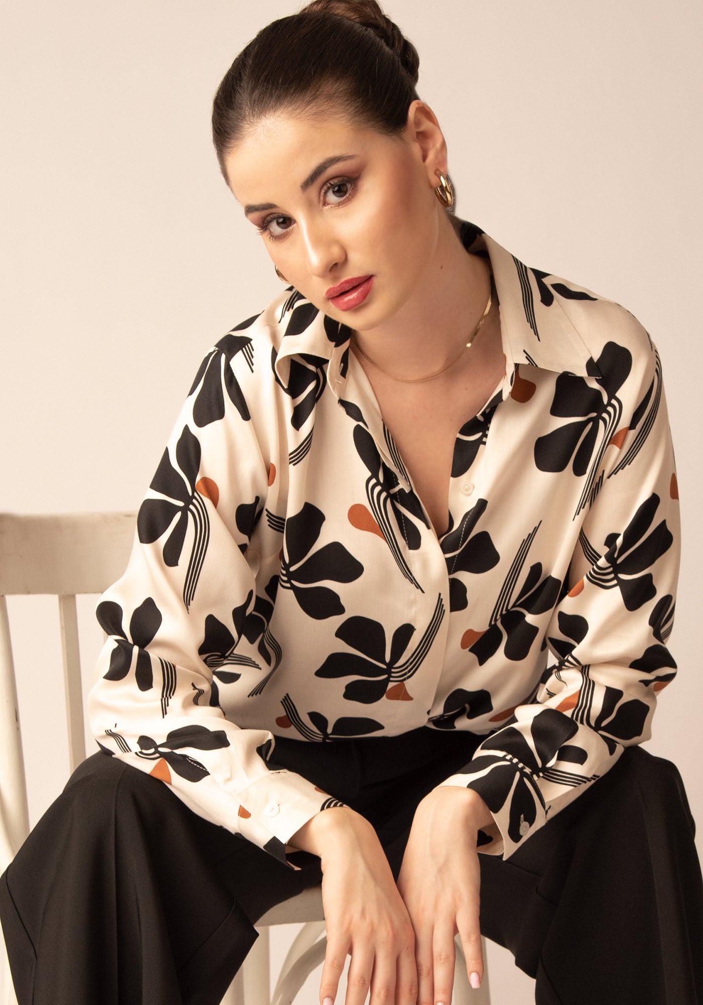 Button up Satin Shirt in Floral beige