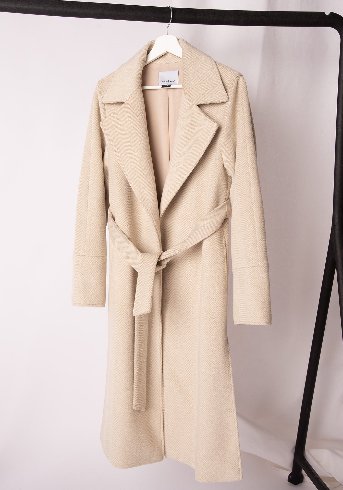 Дълго Дамско Палто със съдържание на Вълна в Бежово