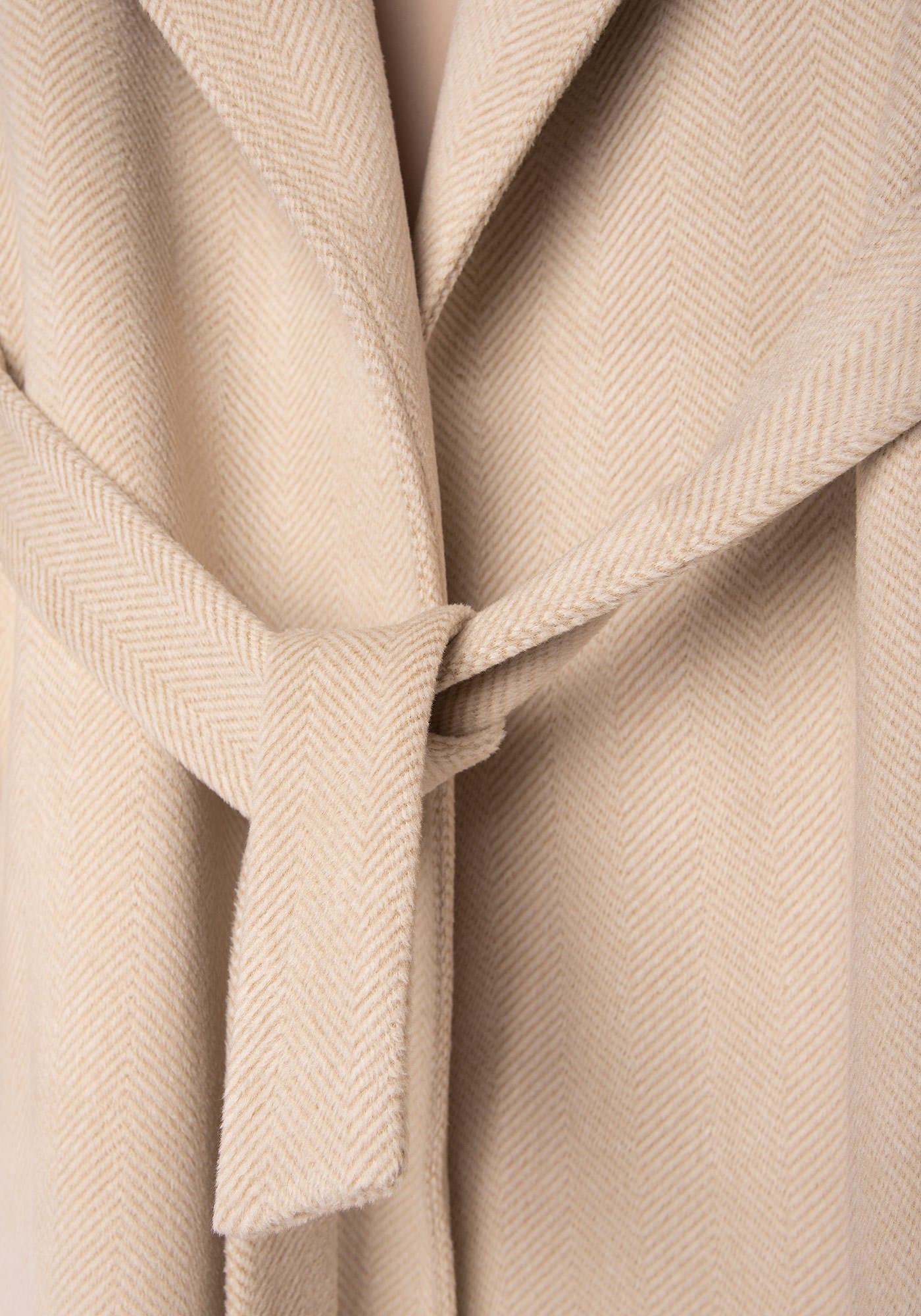 Дълго Дамско Палто със съдържание на Вълна в Бежово