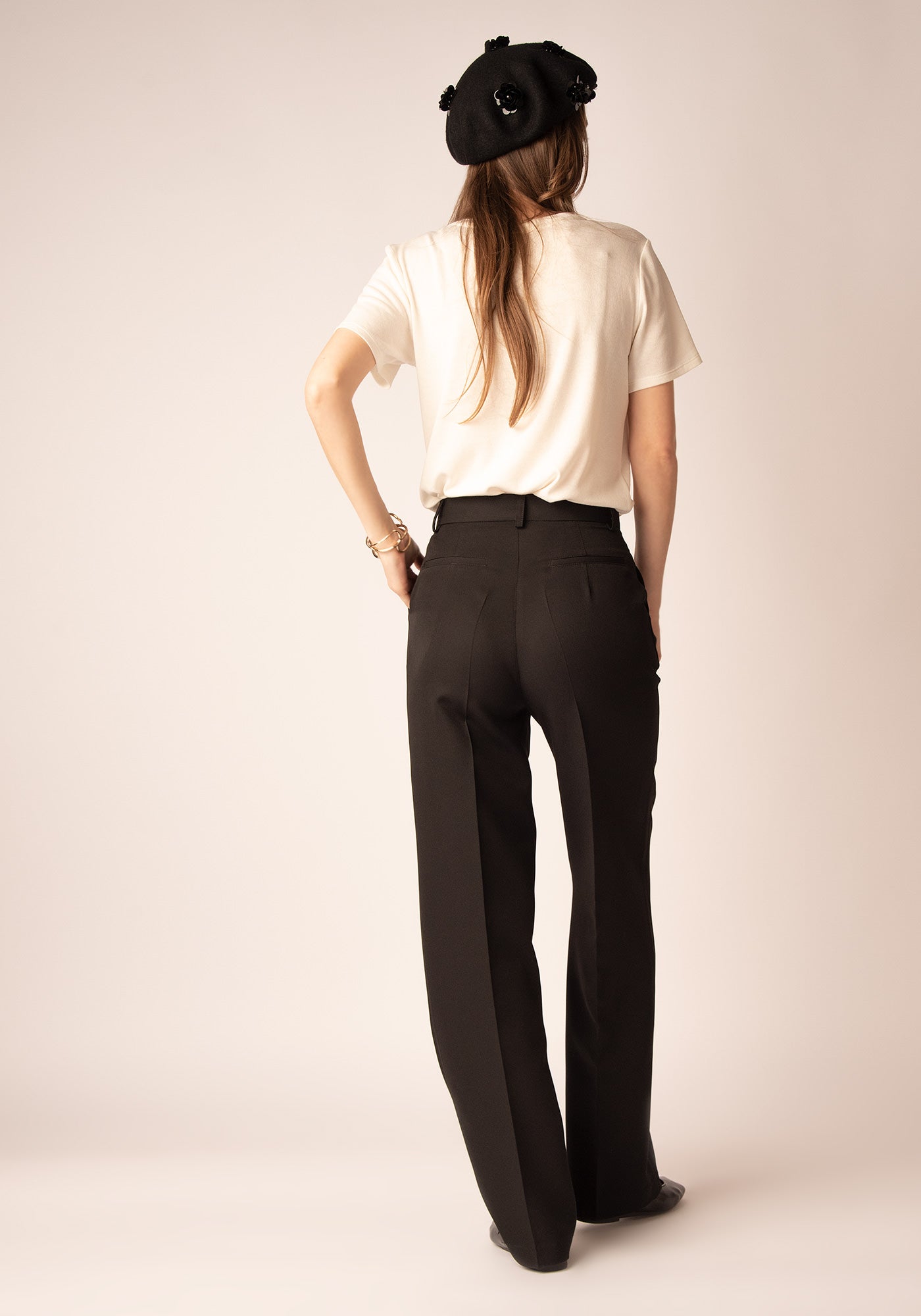 Дамски Панталон с Прав Силует в Черно