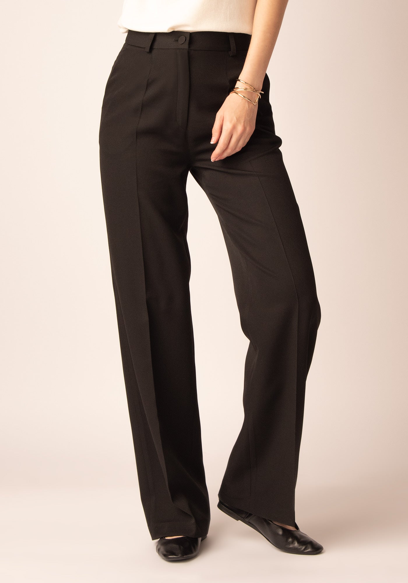 Дамски Панталон с Прав Силует в Черно