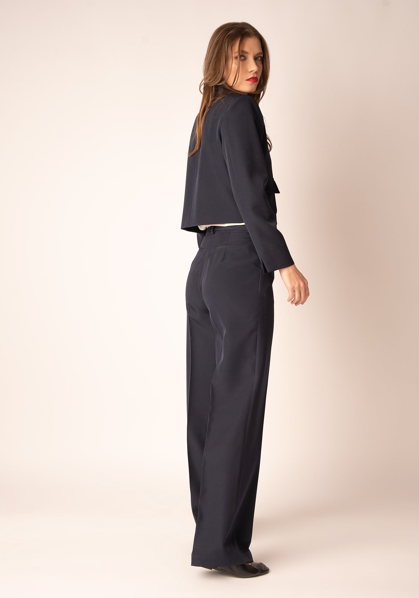 Дамски Панталон с Прав Силует в Тъмносиньо