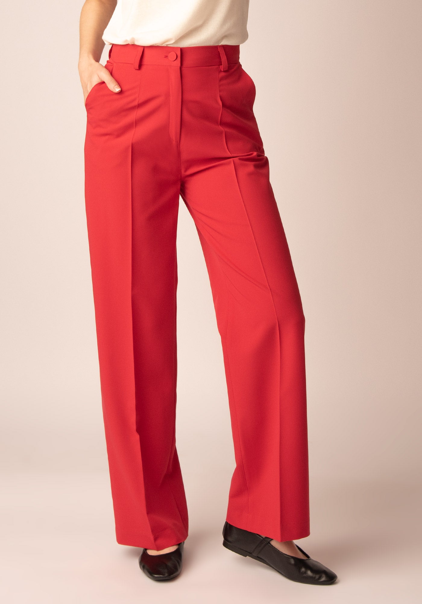 Дамски Панталон с Прав Силует в Червено