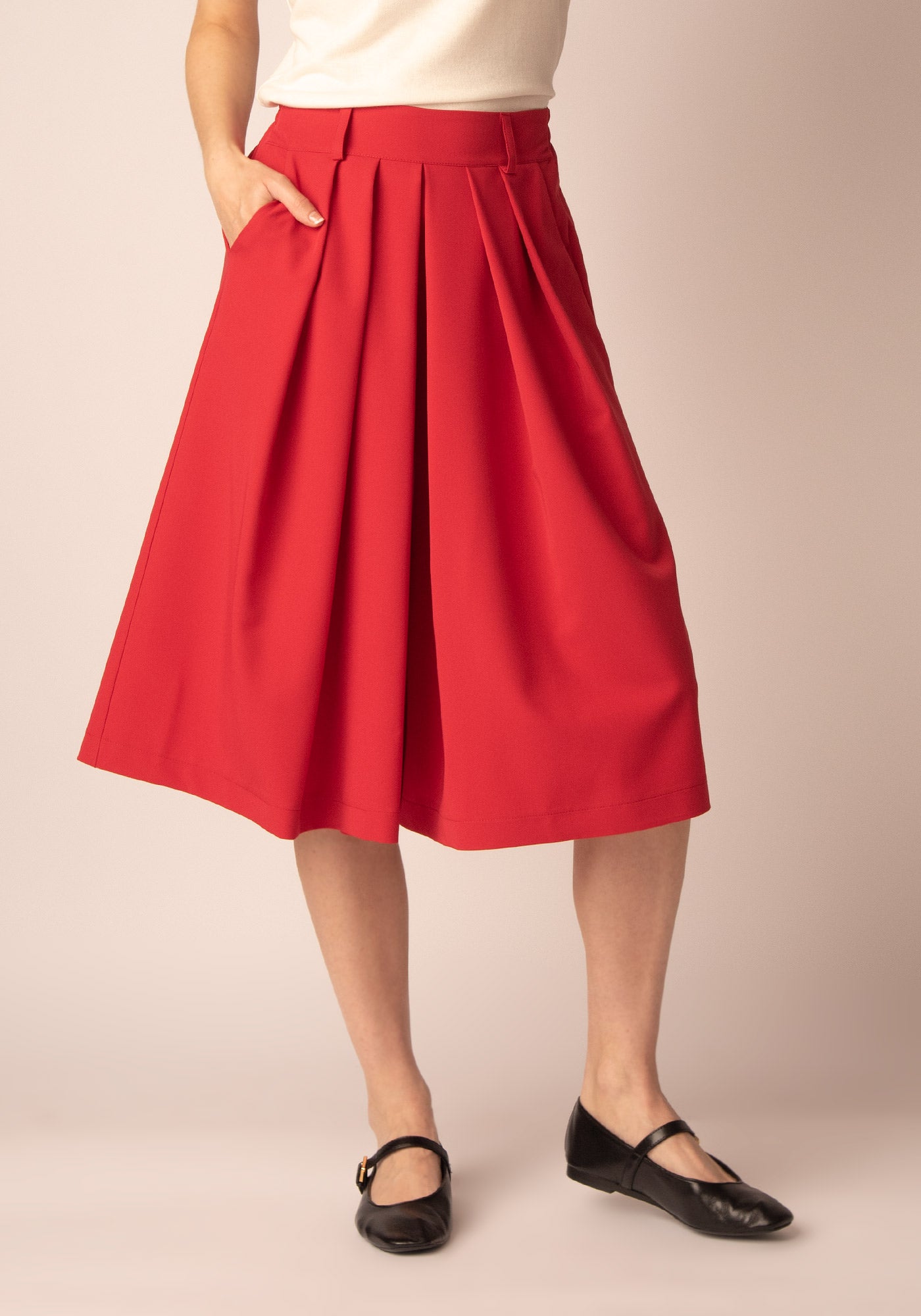 Плисиран Пола - Панталон в Червено