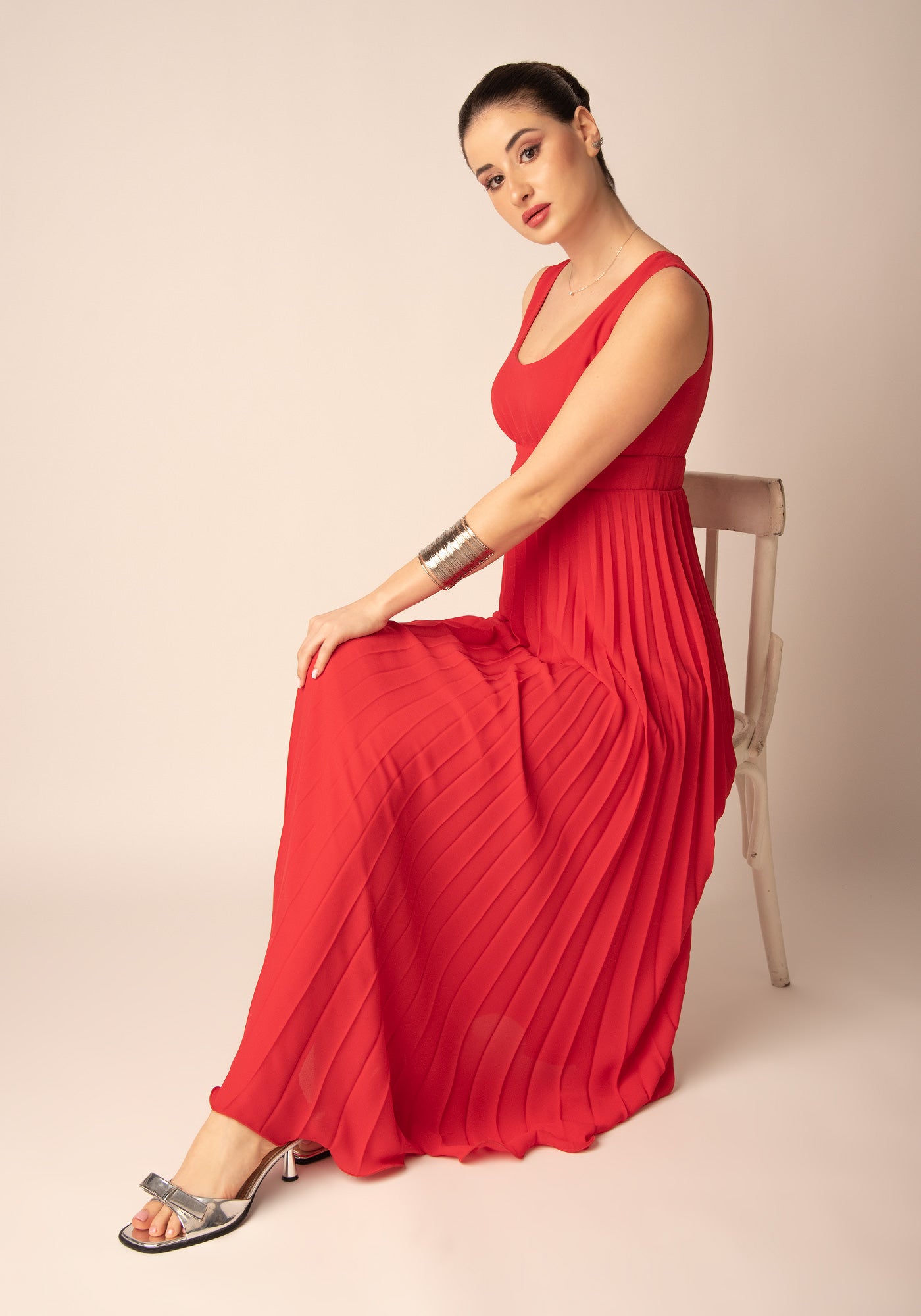 Дълга Рокля Солей в Червено