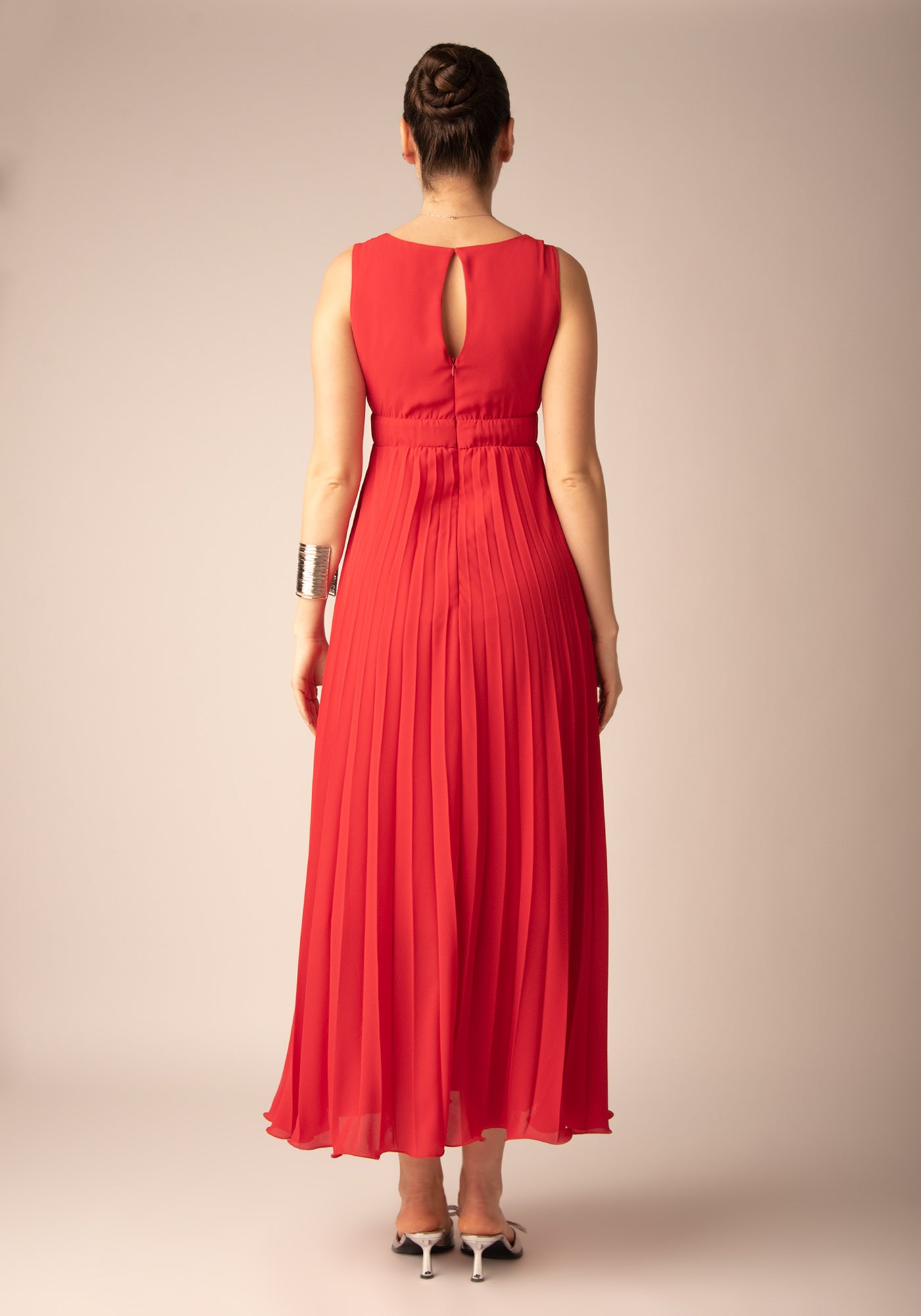 Дълга Рокля Солей в Червено